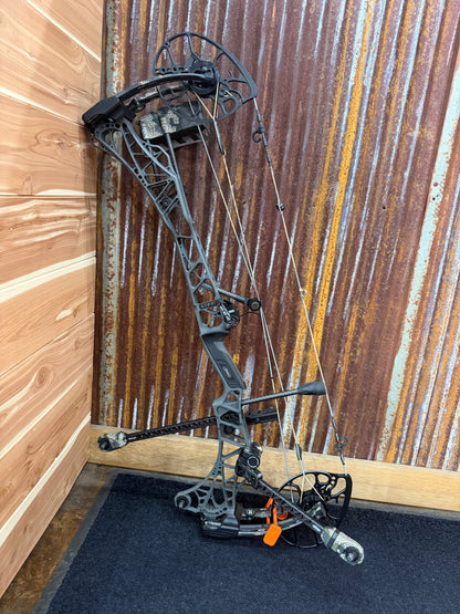 Used Mathews Bows